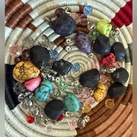 Crafters Jewelry Lot - Assorted Beads, Stones, & Rhinestones - Picture 3 of 3